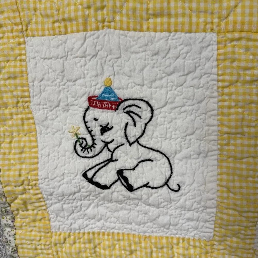 Vtg 1970s Handmade Baby Crib Quilt Embroidered Elephant Giraffe Yellow Gingham